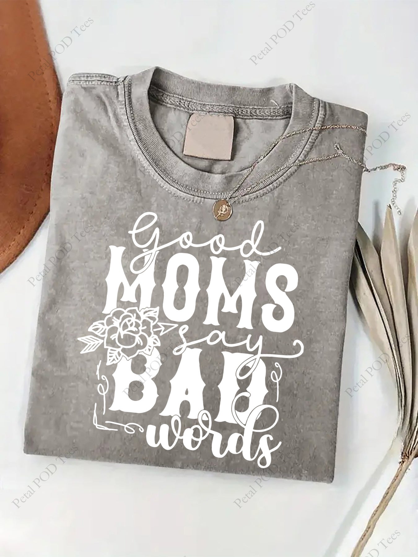 Women's & suitable for all-mentioning sexes in query (if applicable) 230g Washed Batik Cotton T-Shirt - Vintage Dye Round Neck Casual Summer Top with Good Mom Print for Year-Round Wear, Machine Washable for home, Outfits & for all-mentioning sexes in