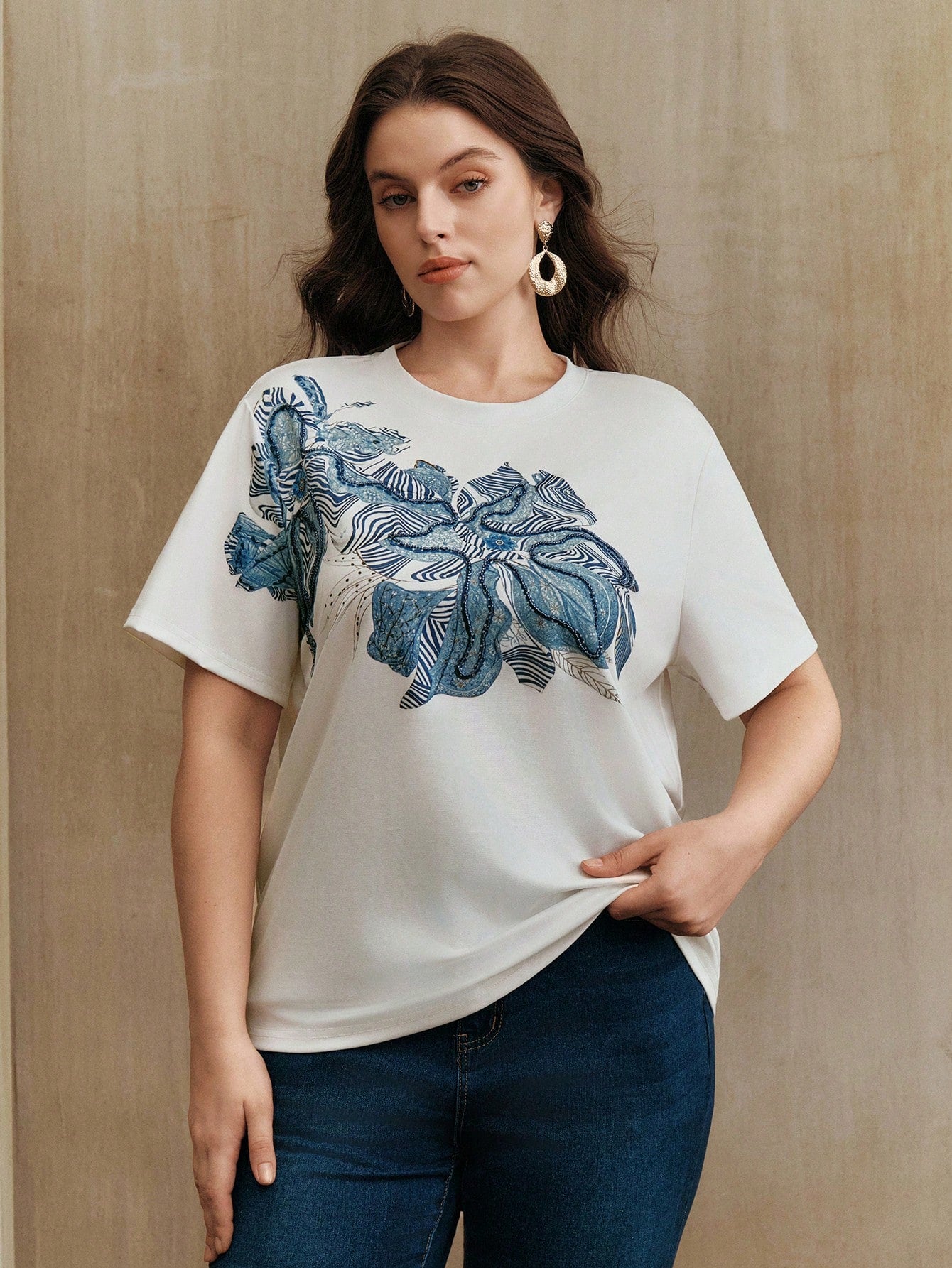 Anewsta Women's Fashion Luxury Casual Embroidered Beaded Print Short Sleeve Round Neck Plus Size T-Shirt1:1