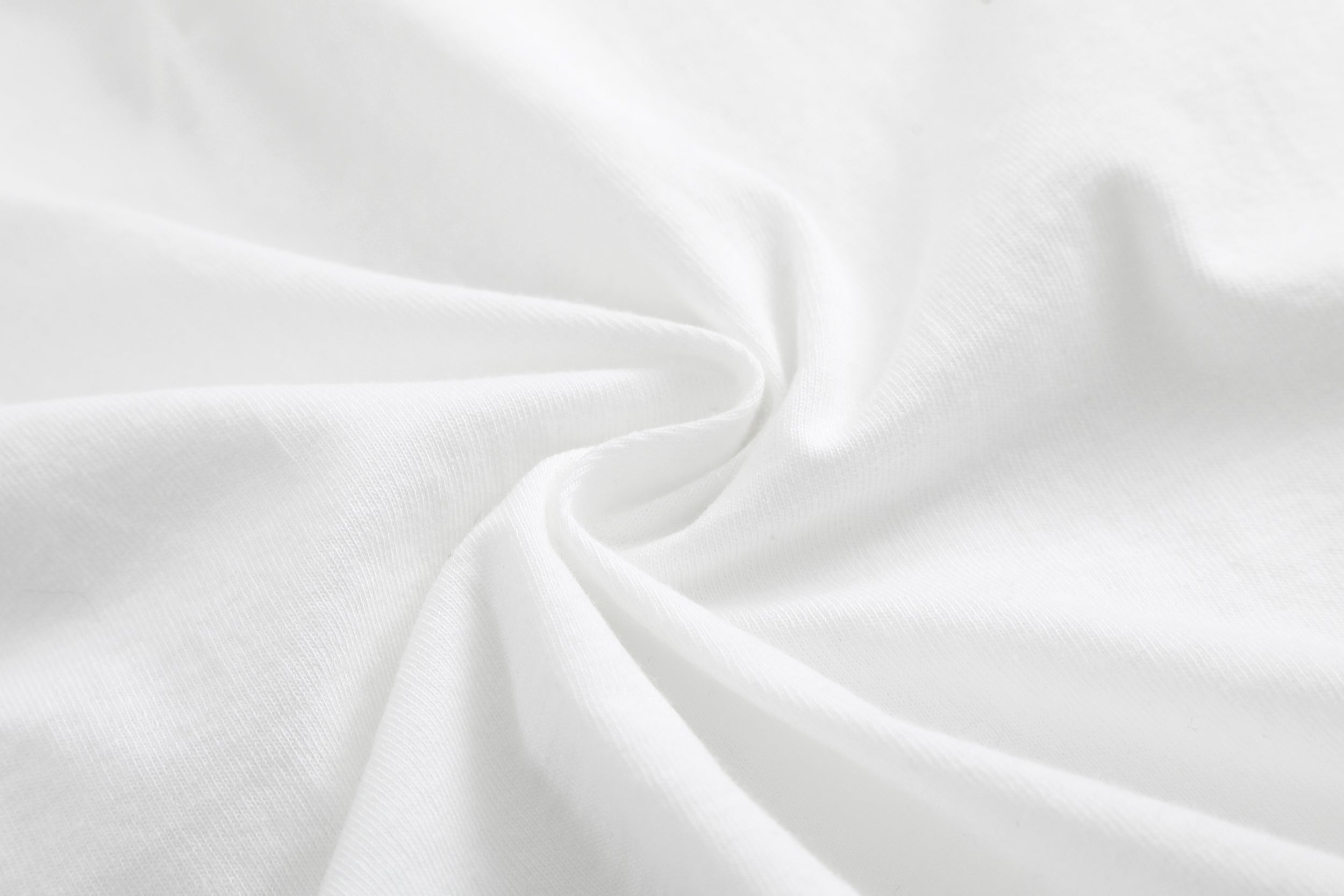 Children's 100% cotton T-shirts are suitable for ages 3-10.