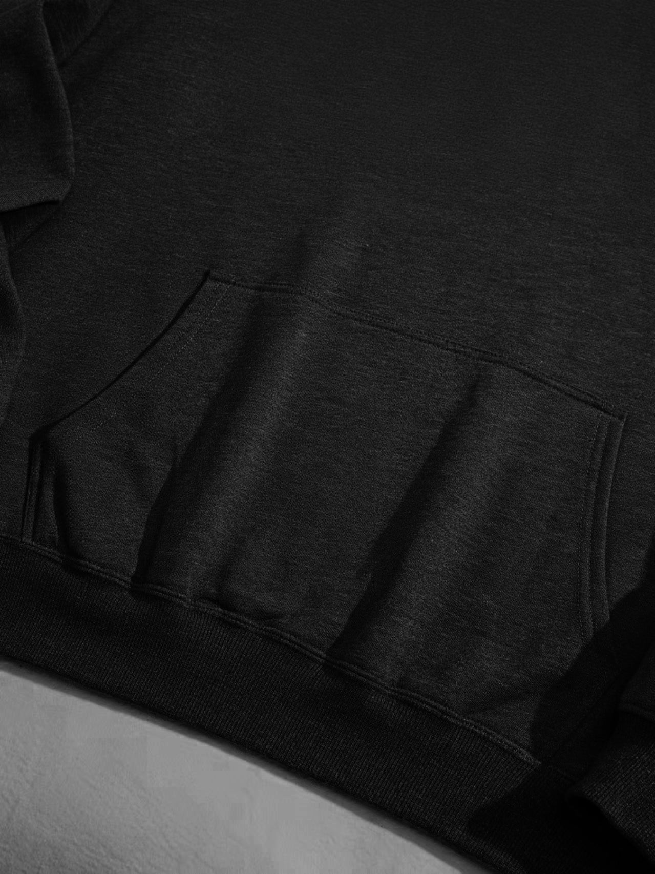 Men's Hooded Sweatshirt with Drawstring and Fleece Lining