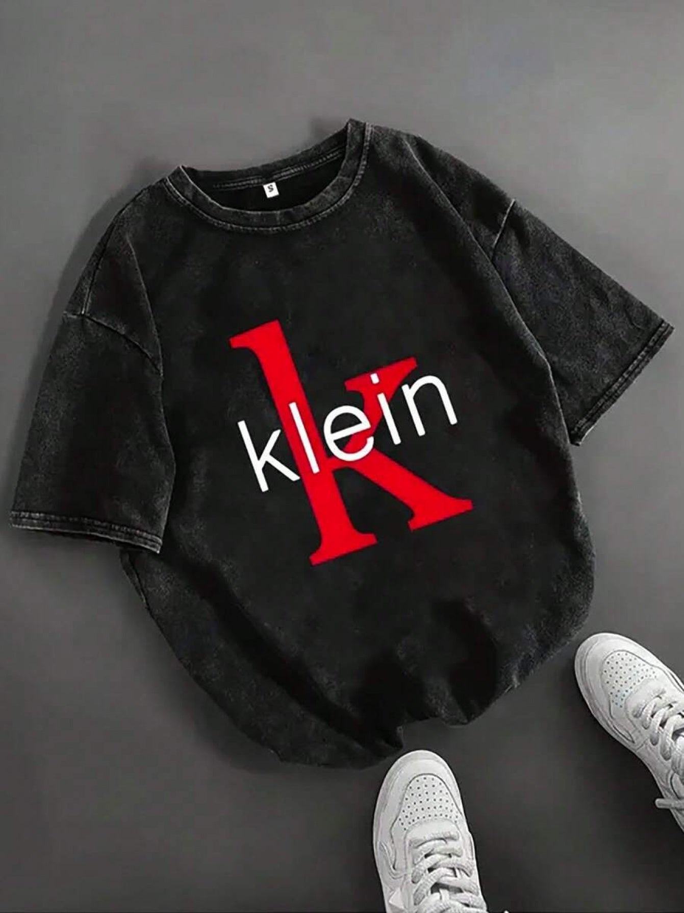 Men's Heavyweight 230gsm Vintage Washed Cotton T-Shirt with Bold Red 'K' Logo - Loose Fit Crew Neck Streetwear Tee, Casual Shirt for Parties & Casual Attire, Ideal Gift for Him, Year-Round Comfortable (Machine Washable)